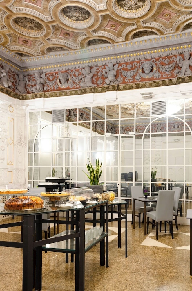Hotel Traiano 34/39