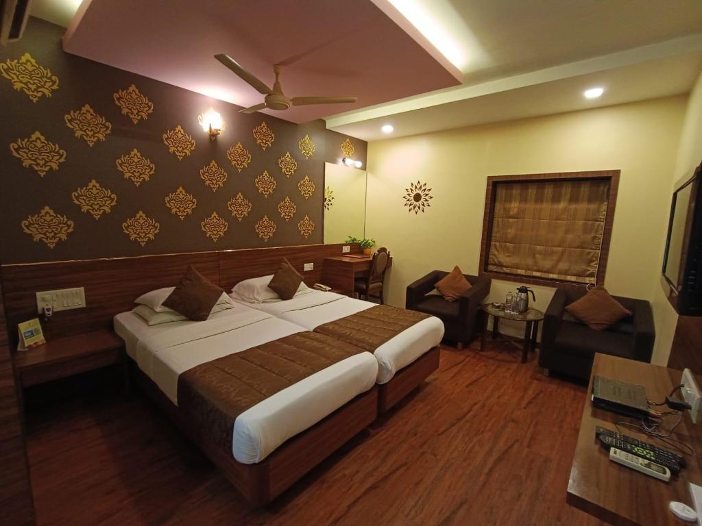 Rajhans Hotel - Mumbai 12/19