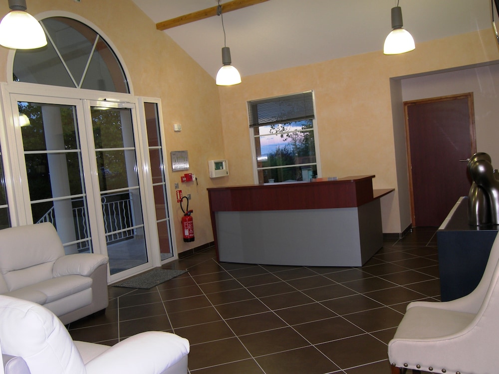 Hostellerie Du Matin Calme 5/39