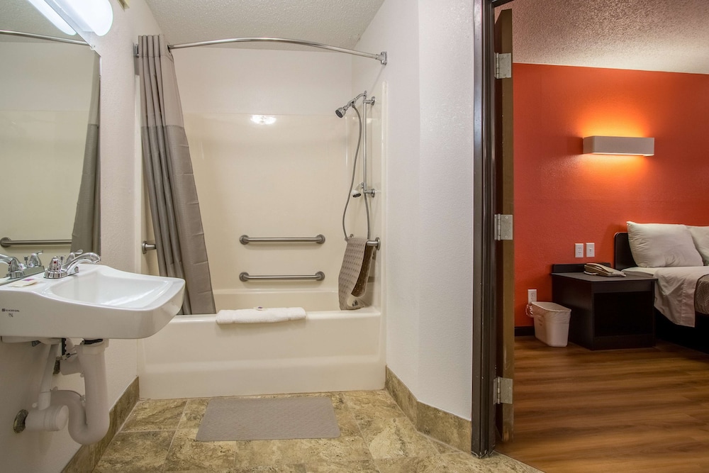 Motel6 Ashland, OH 42/46