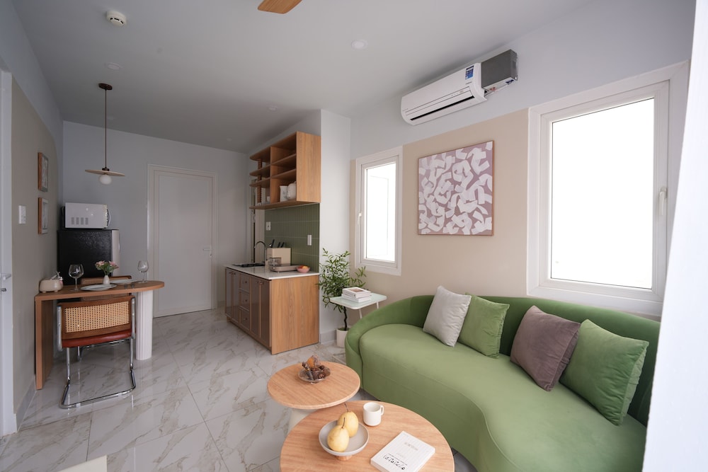 Grace Apartment 3 34/50