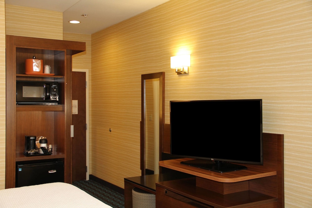 Fairfield Inn & Suites Jonestown Lebanon Valley 6/45