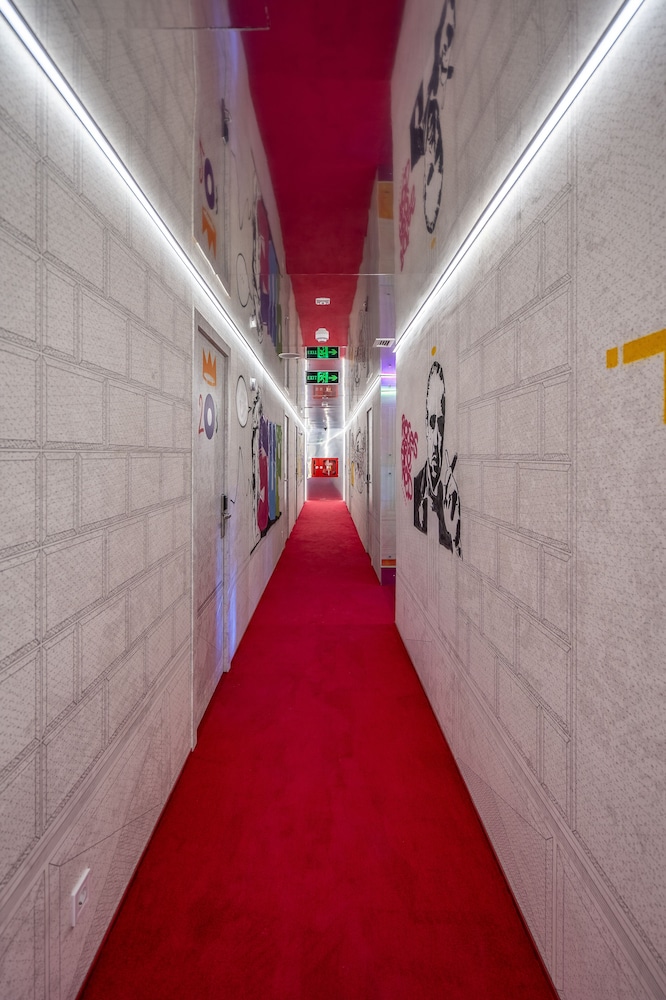 Platforma Design Hotel 61/66