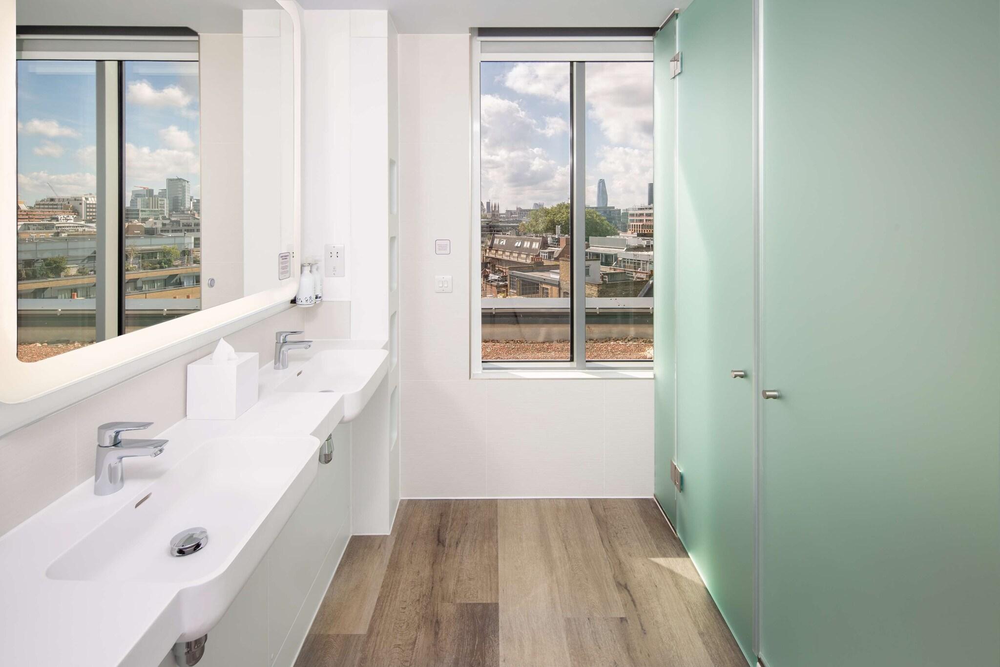 جناح بسرير كوين، YOTEL London City, Select by Hilton 2/2