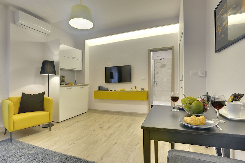 D&A Center Apartments 34/43