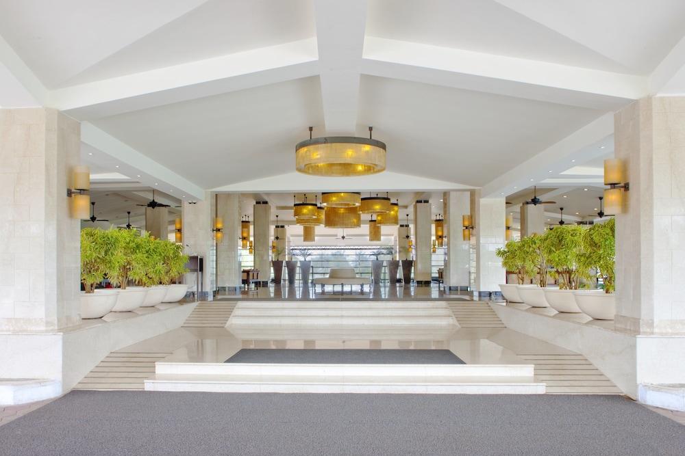 Holiday Inn Resort Goa 9/75