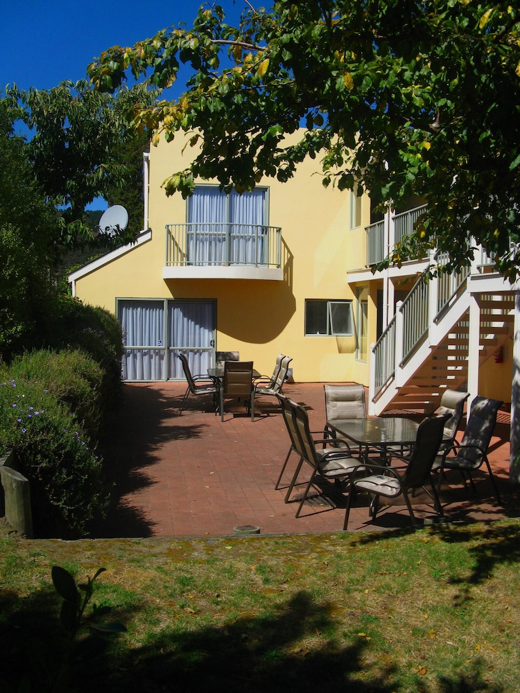 Elliotts Kapiti Coast Motor Lodge 1/26