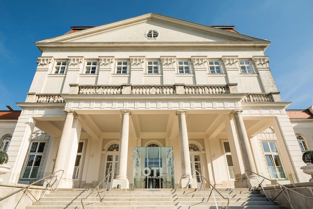 Austria Trend Hotel Schloss Wilhelminenberg in VIENNA