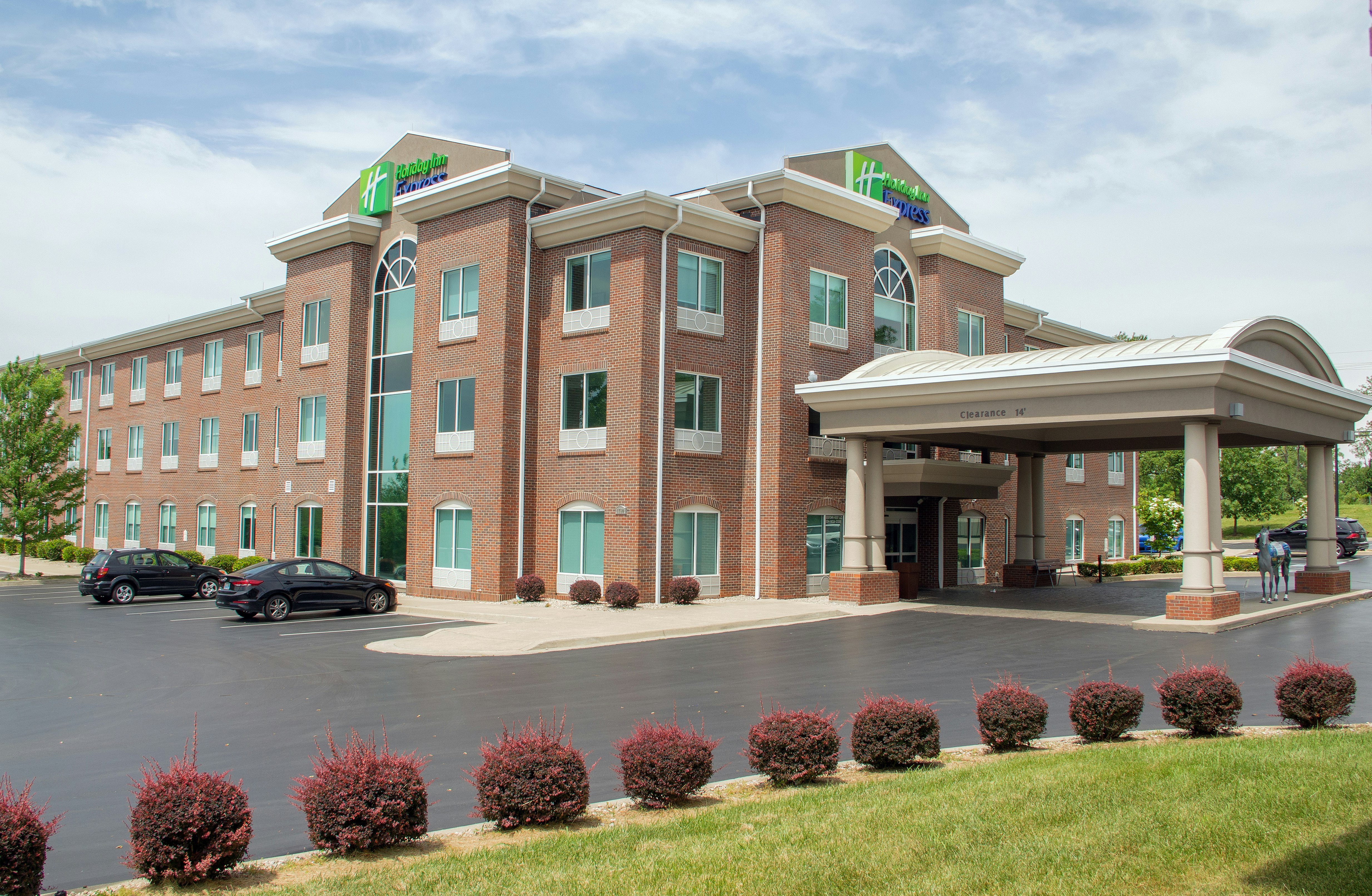 Holiday Inn Express & Suites Lexington Dtwn Area-Keenland 3/41