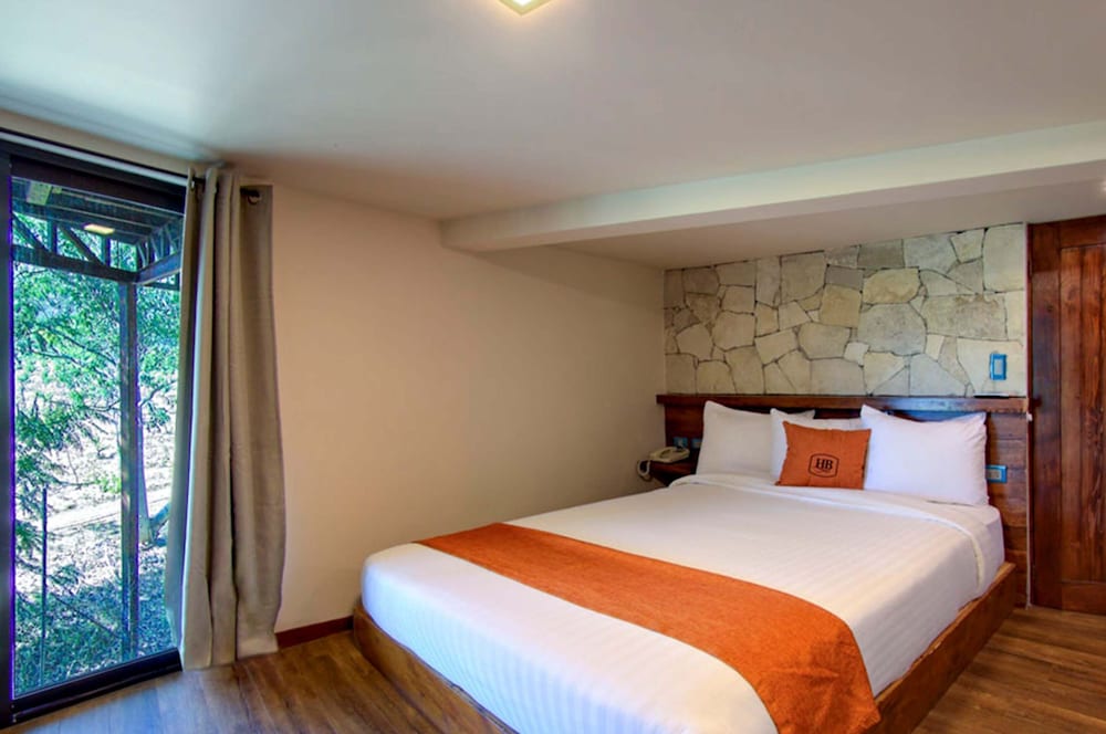 HOTEL BOUTIQUE VALLE DE GUADALUPE 19/83