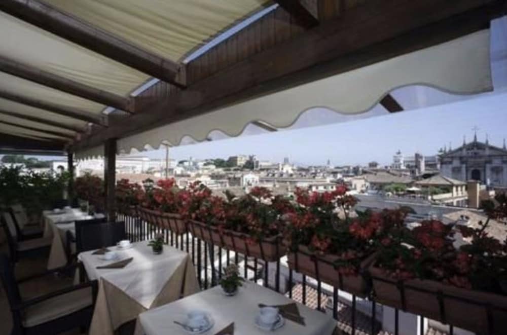 Colonna Palace Hotel 38/47