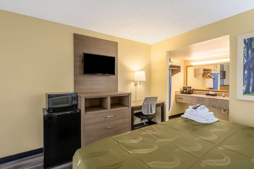 Quality Inn New Orleans I-10 East 21/25