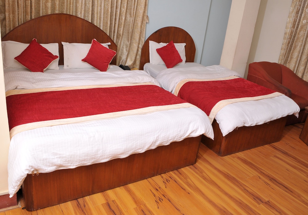 3 BEDROOMS, STANDARD, TRIPLE