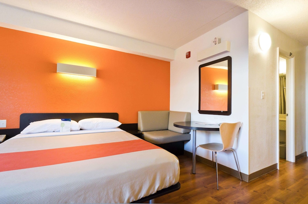 Motel6 Springfield, VA - Washington DC Southwest 25/47