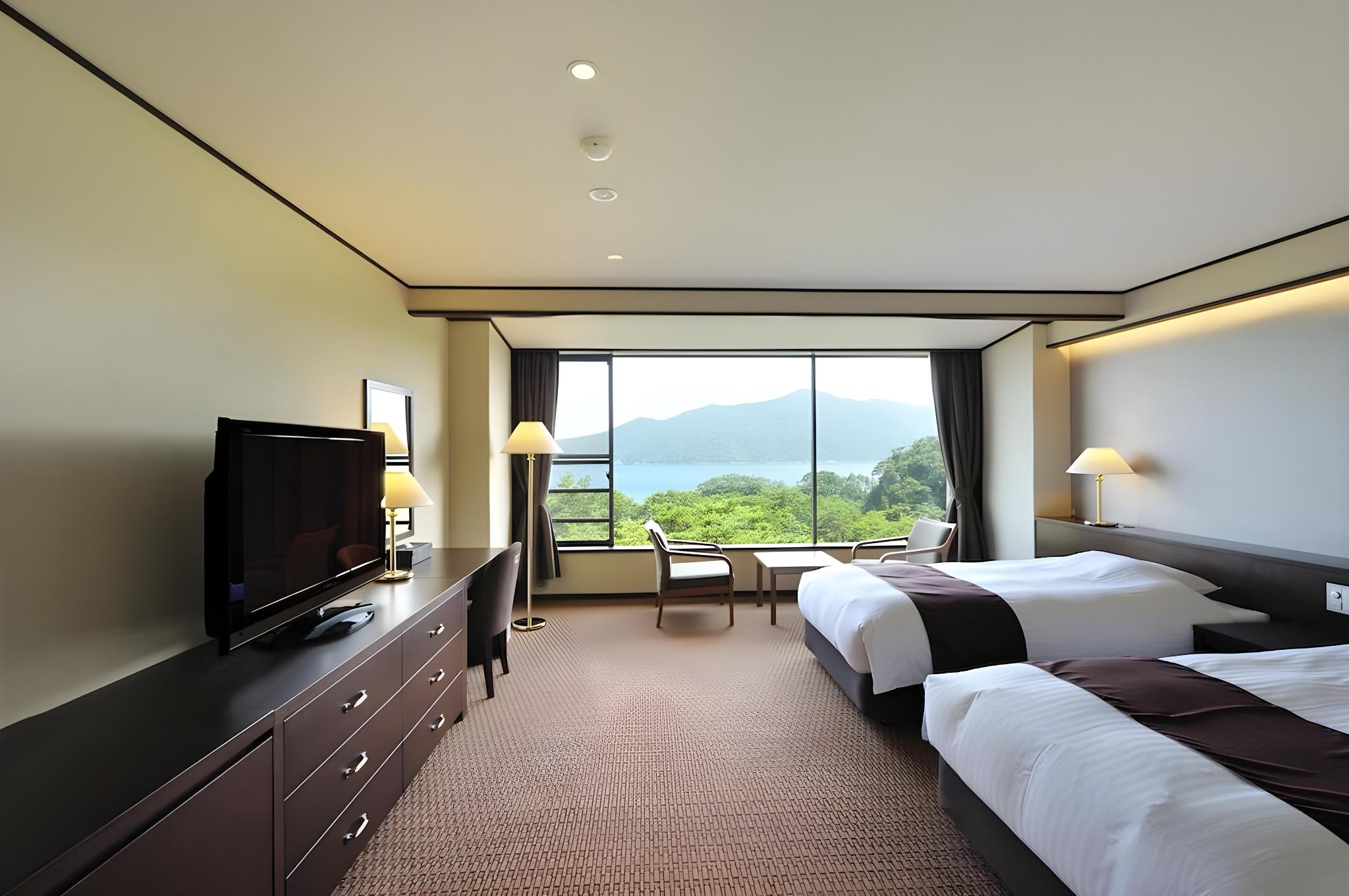 غرفة غربية بسريرين مزدوجين بإطلالة على البحر، Jodogahama Park Hotel 2/2