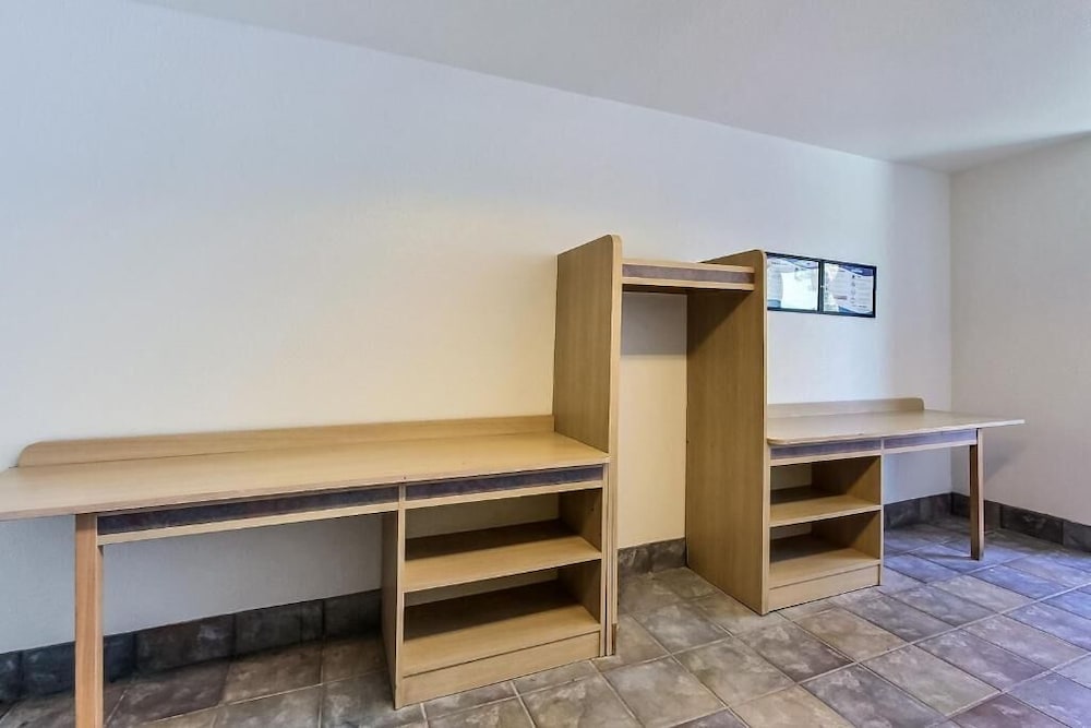 Motel6 Gilroy, CA 15/56