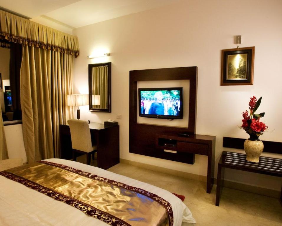 HOTEL EDDISON 8/13
