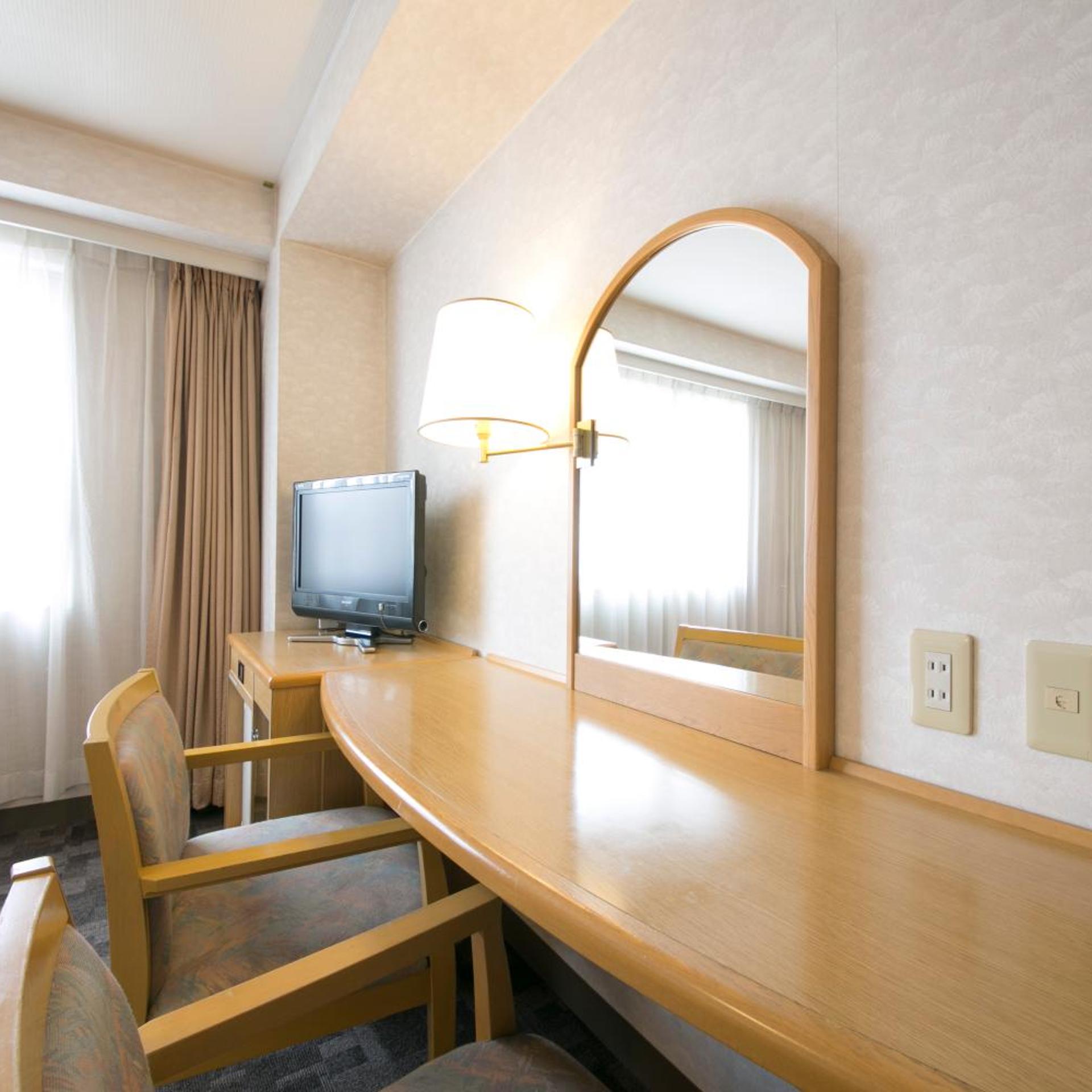 Kuwana Green Hotel 35/42