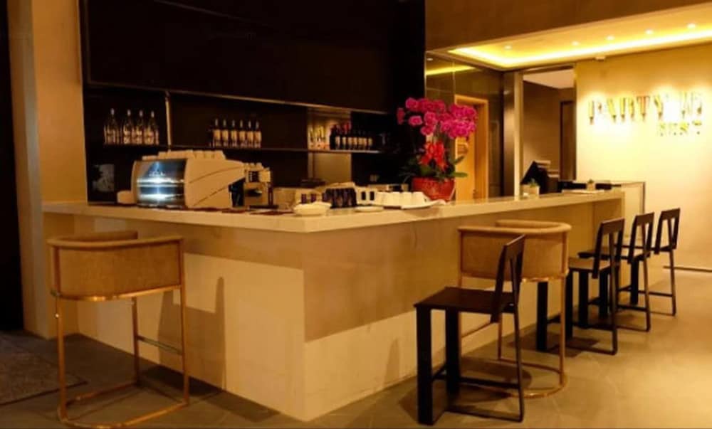 MiniMax Premier Hotel Shanghai Hongqiao 38/44
