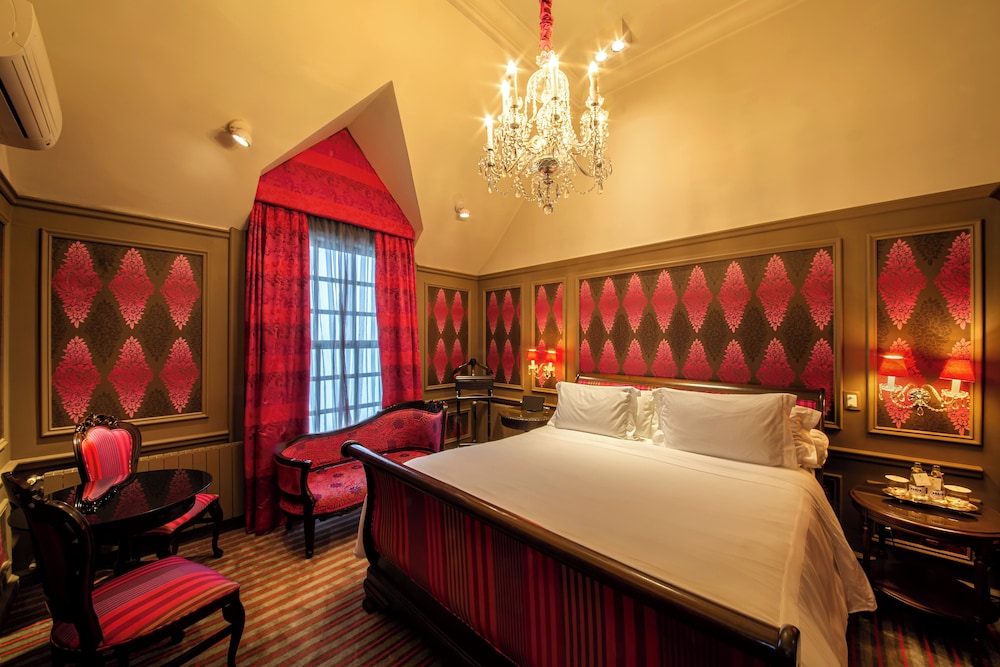 GRANADA, SUITE