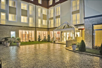 Hotel Citrin 4/35