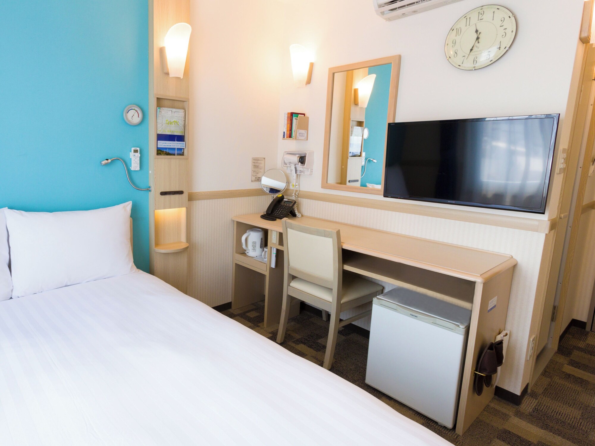 BASIC, DOUBLE BED