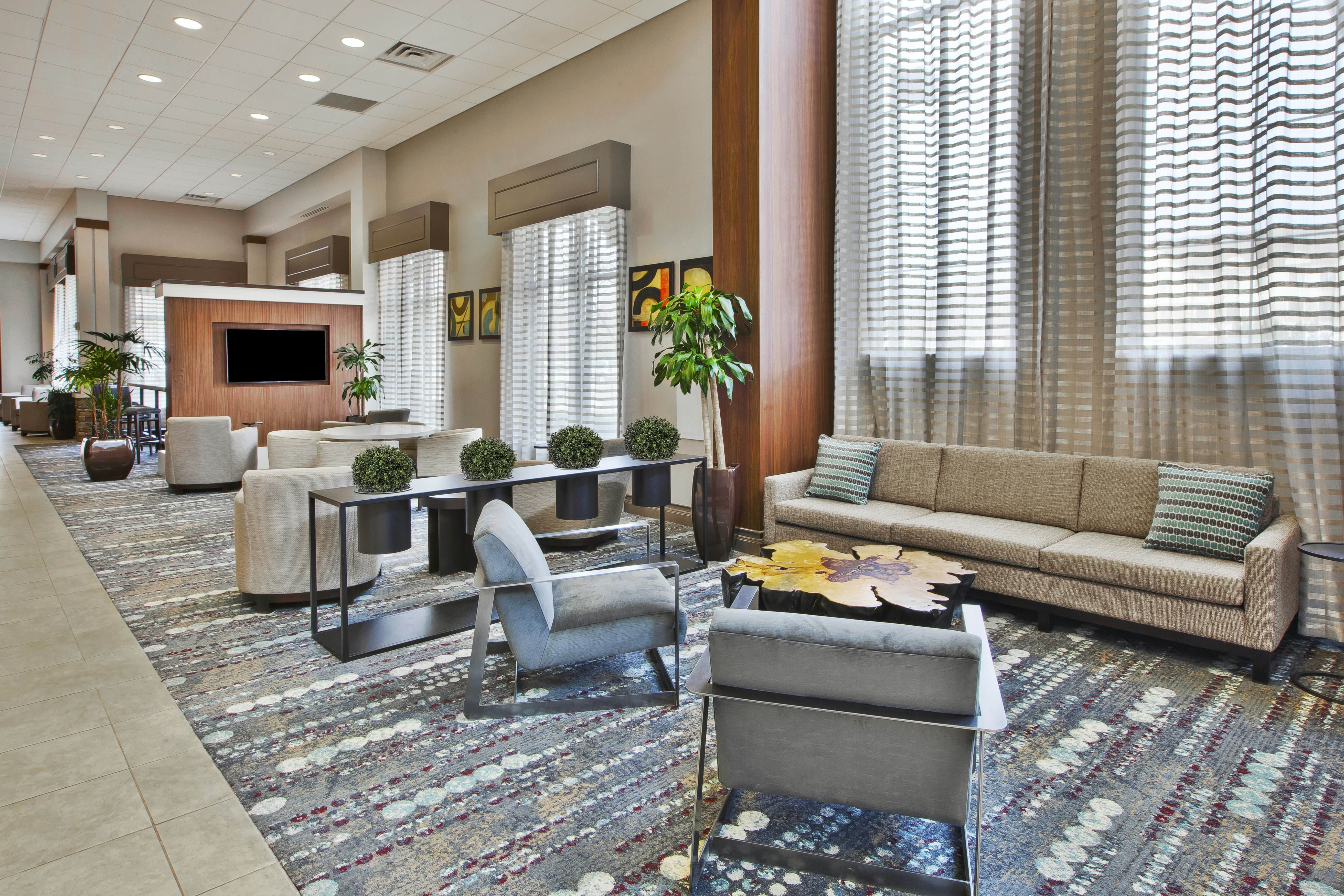 Embassy Suites Columbus - Airport 38/70