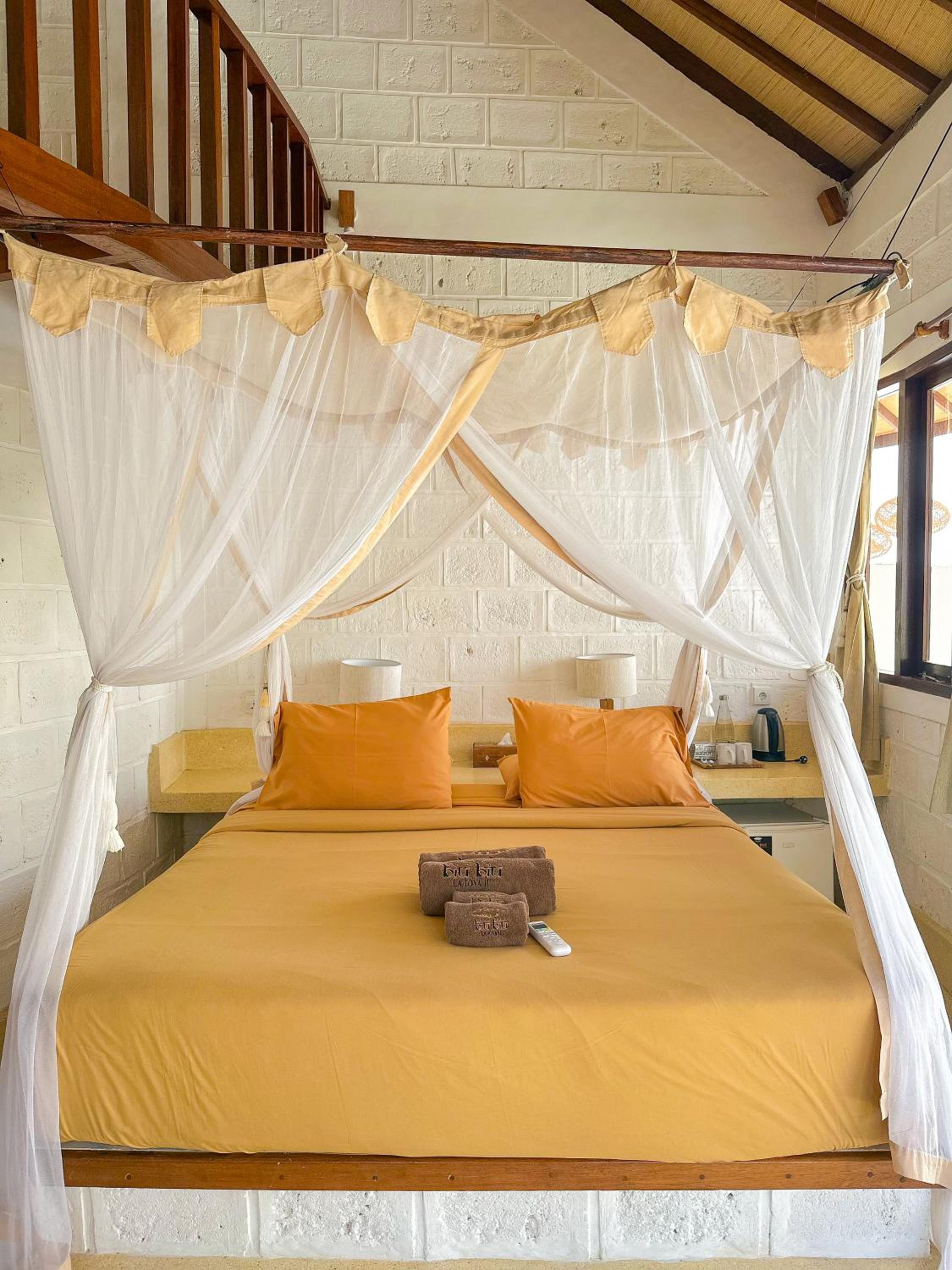Friends or Family، Biu Biu Resort Bali 7/9