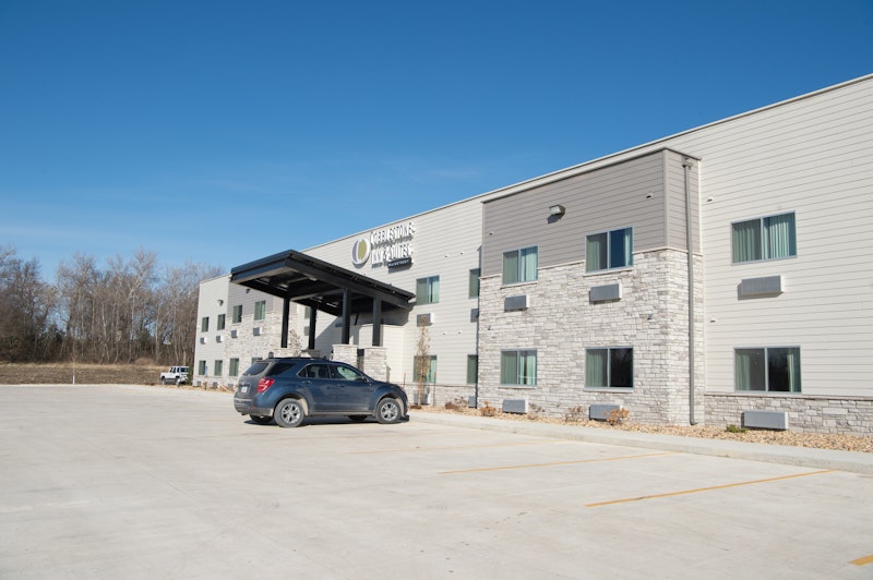 Cobblestone Inn & Suites - Forest City 30/33