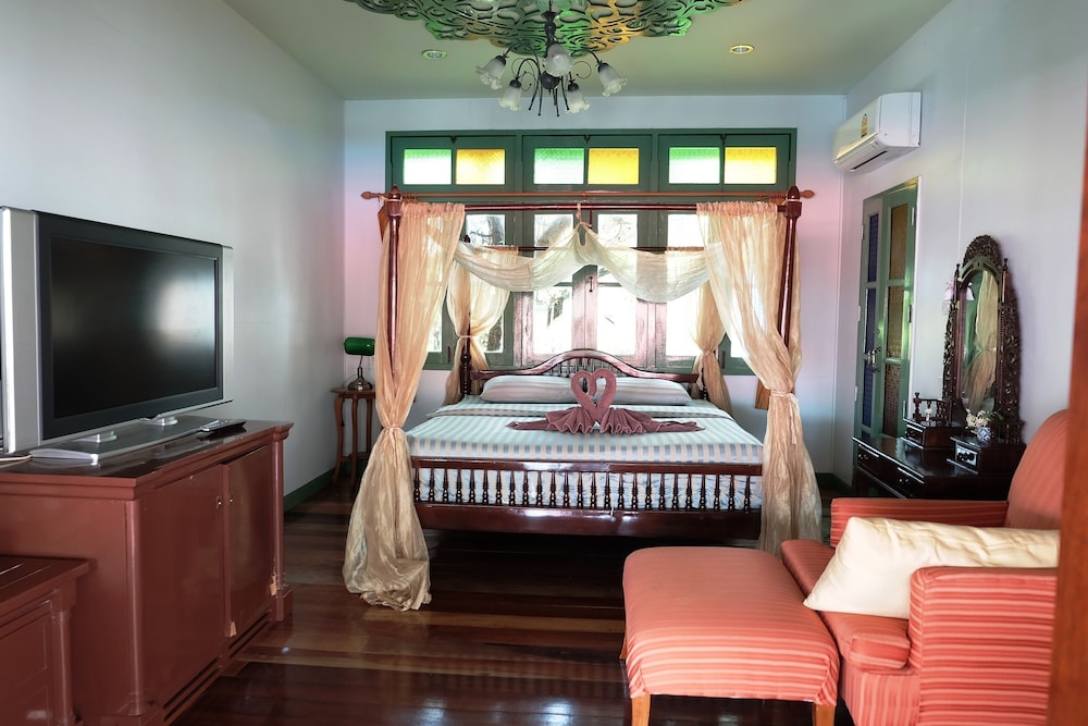Baanrak Amphawa Homestay 23/61