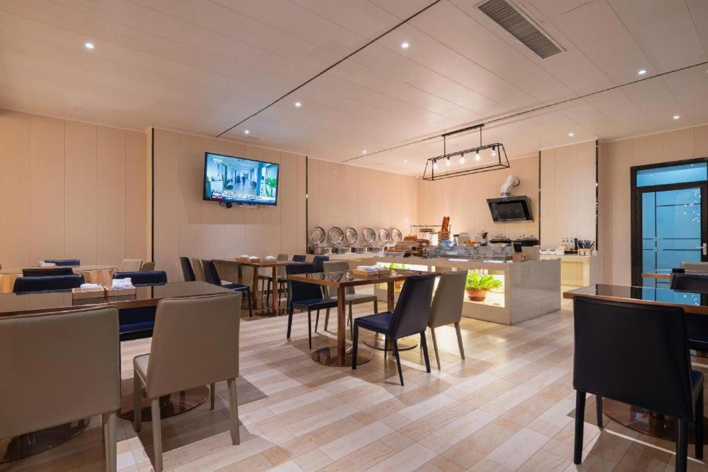 Echarm Hotel Xinyang Xin County 38/50