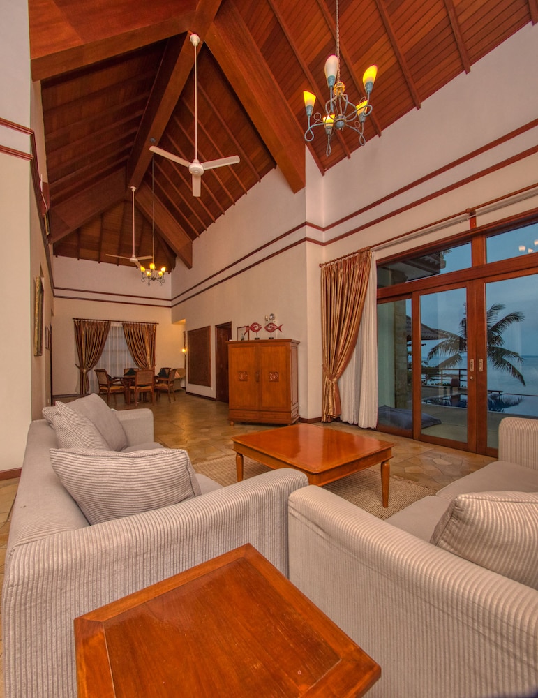 Indra Maya Pool Villas 47/72