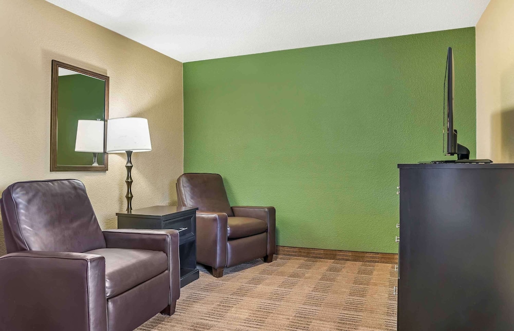 Extended Stay America - Detroit - Ann Arbor-University South 10/49