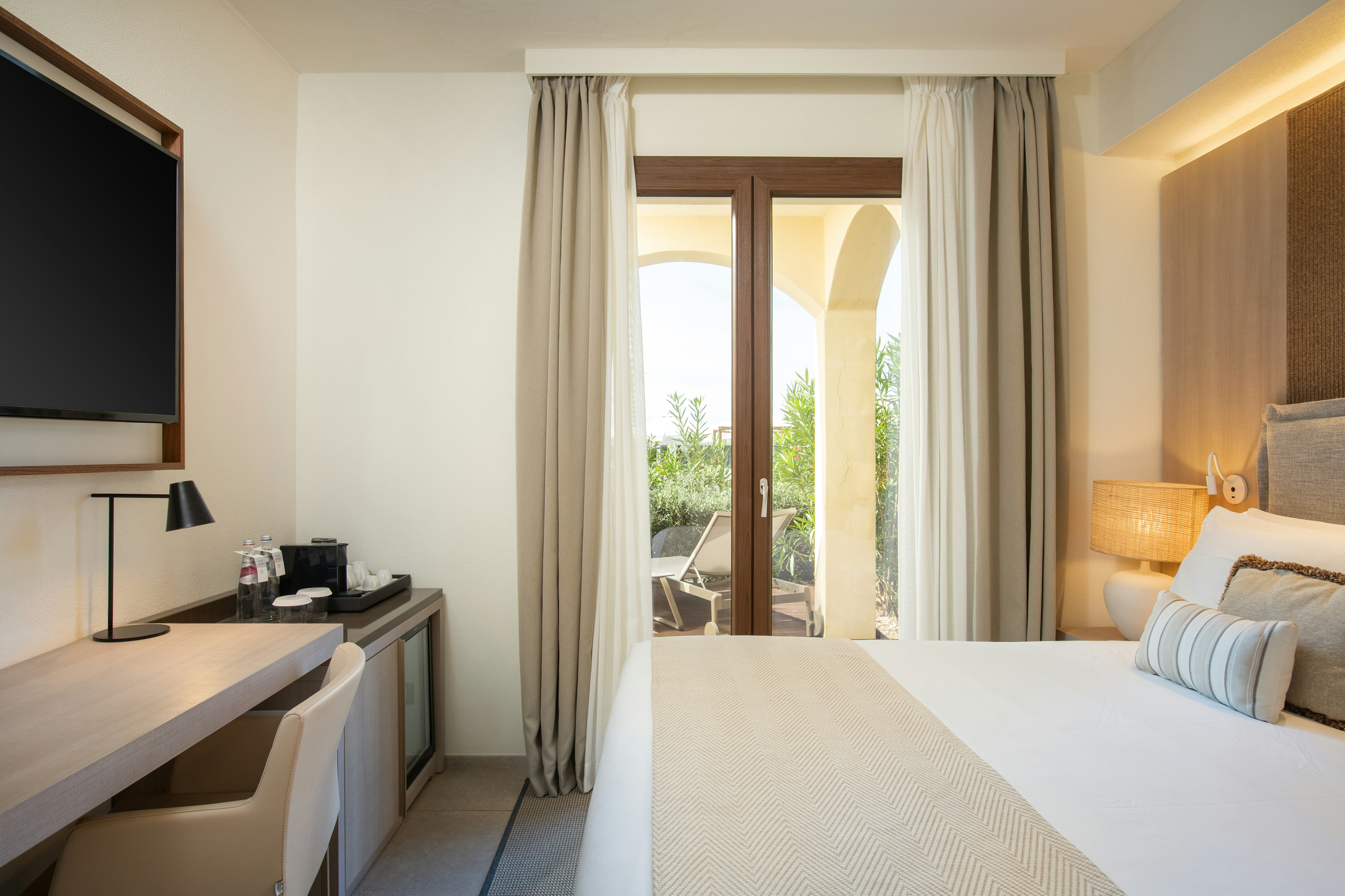 Mangias Santa Teresa Sardinia, Curio Collection by Hilton 15/50