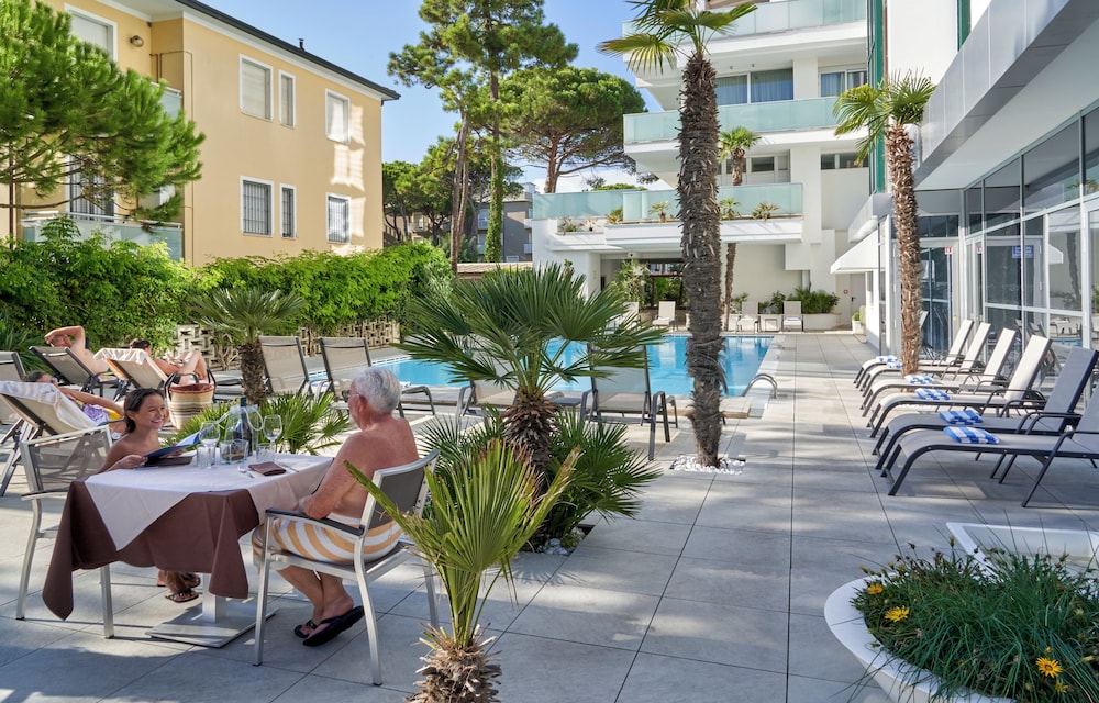 Hotel Sorriso 46/50