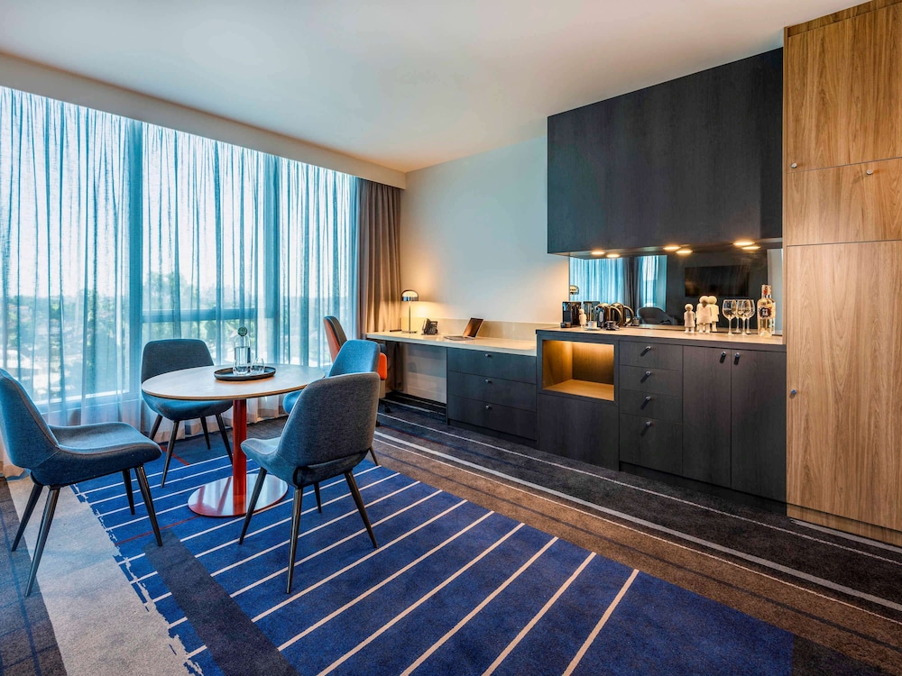 Novotel Melbourne Preston 47/94