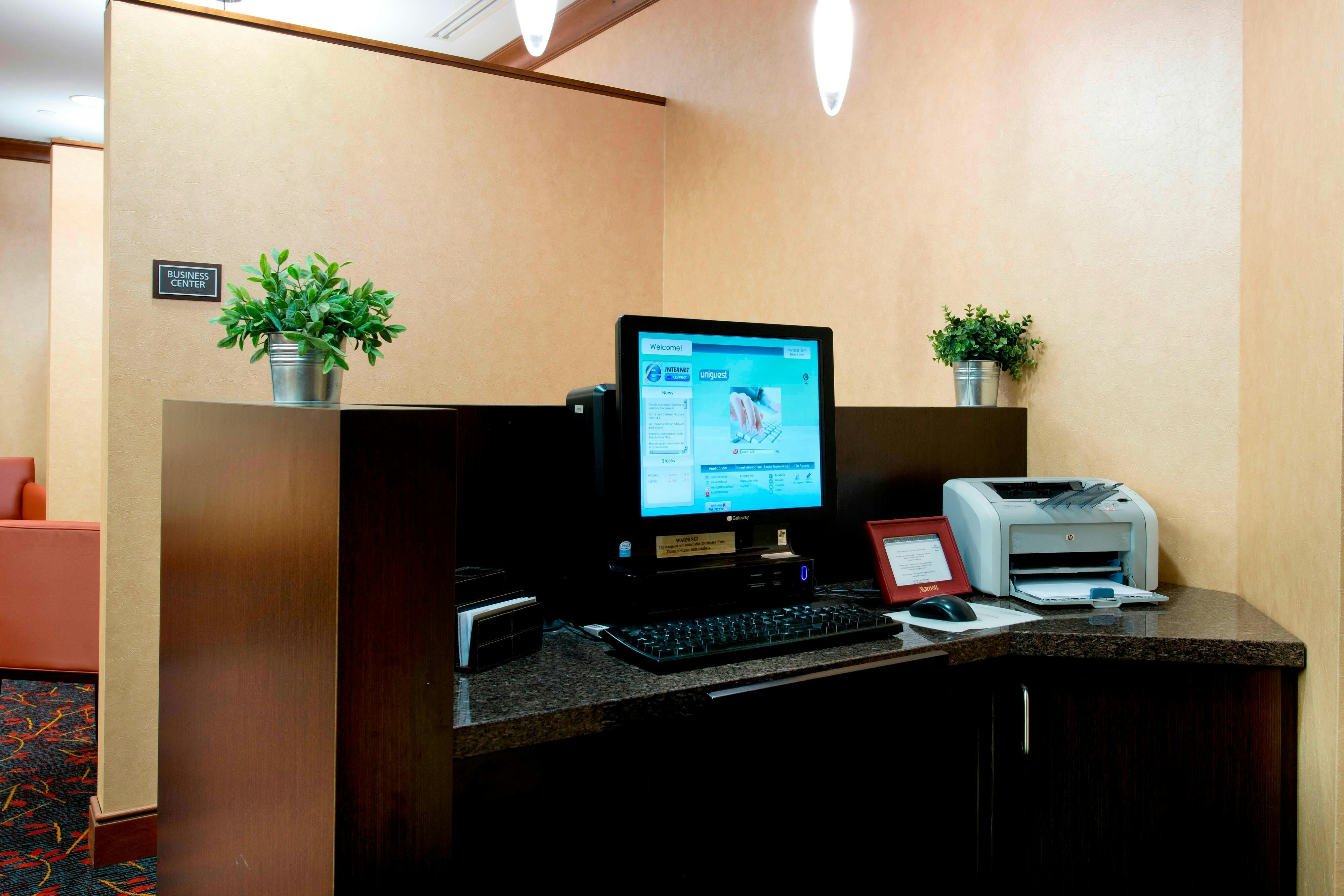 Residence Inn By Marriott Mississauga Arpt Corp Ctr West 40/50