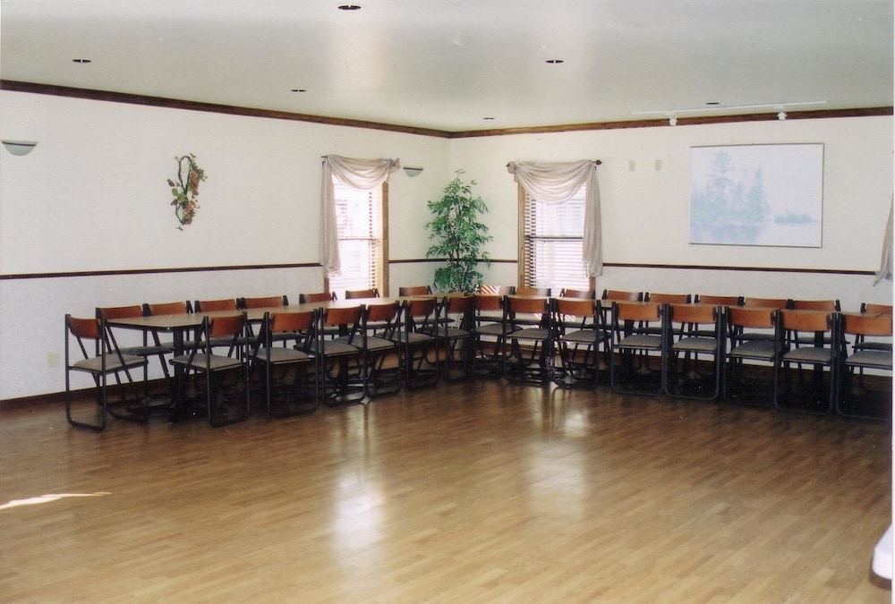 Silver Spruce Inn 32/50
