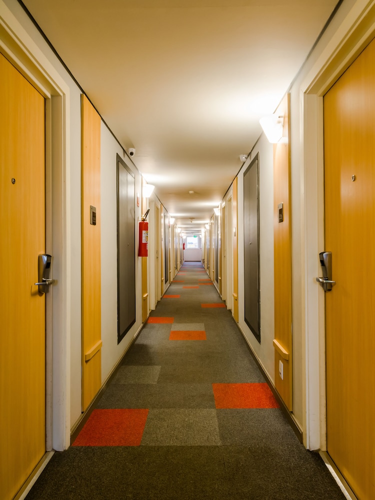 Ibis Uberaba 27/46
