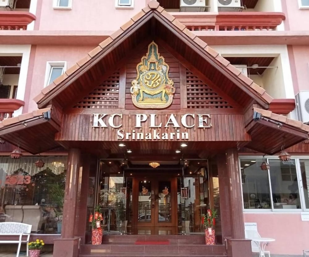 Kc Place Srinakarin 5/35