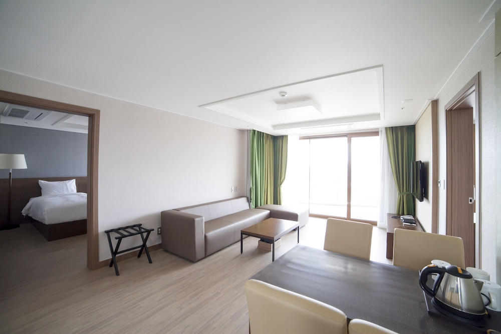 Dongwon Royal Country Club & Resort 31/71