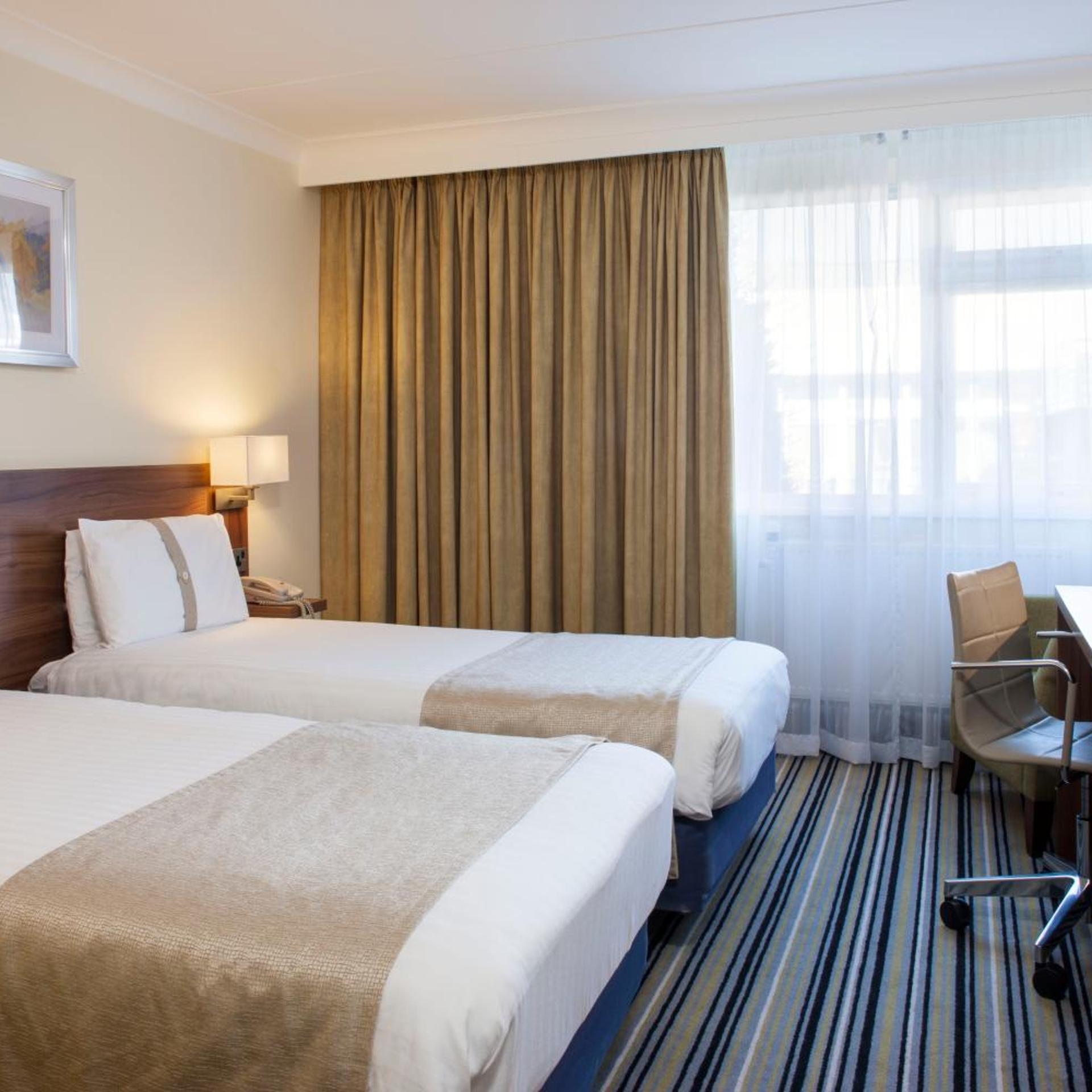 Standard, Twin Beds, Accessible
