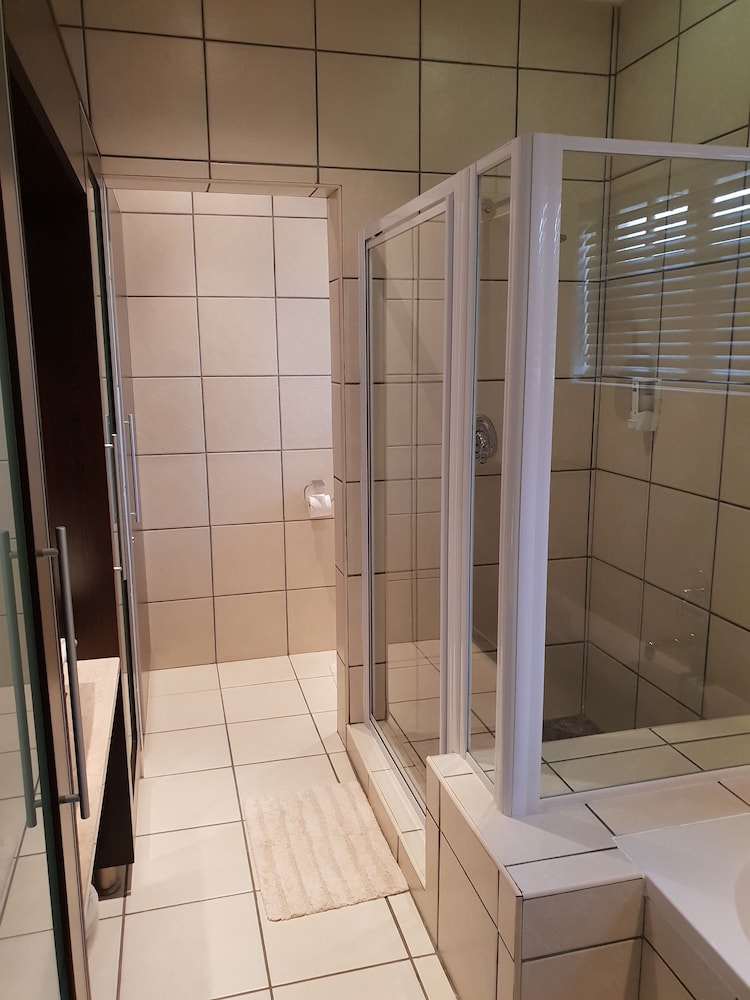 Oasis Shanti Backpackers 23/49