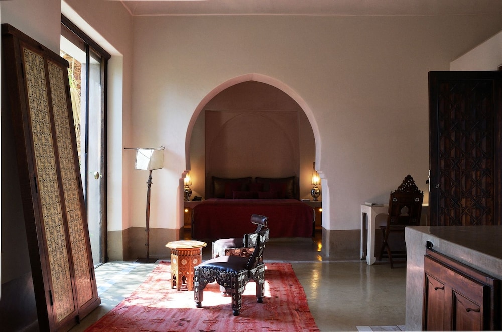 Ksar Char Bagh 58/85