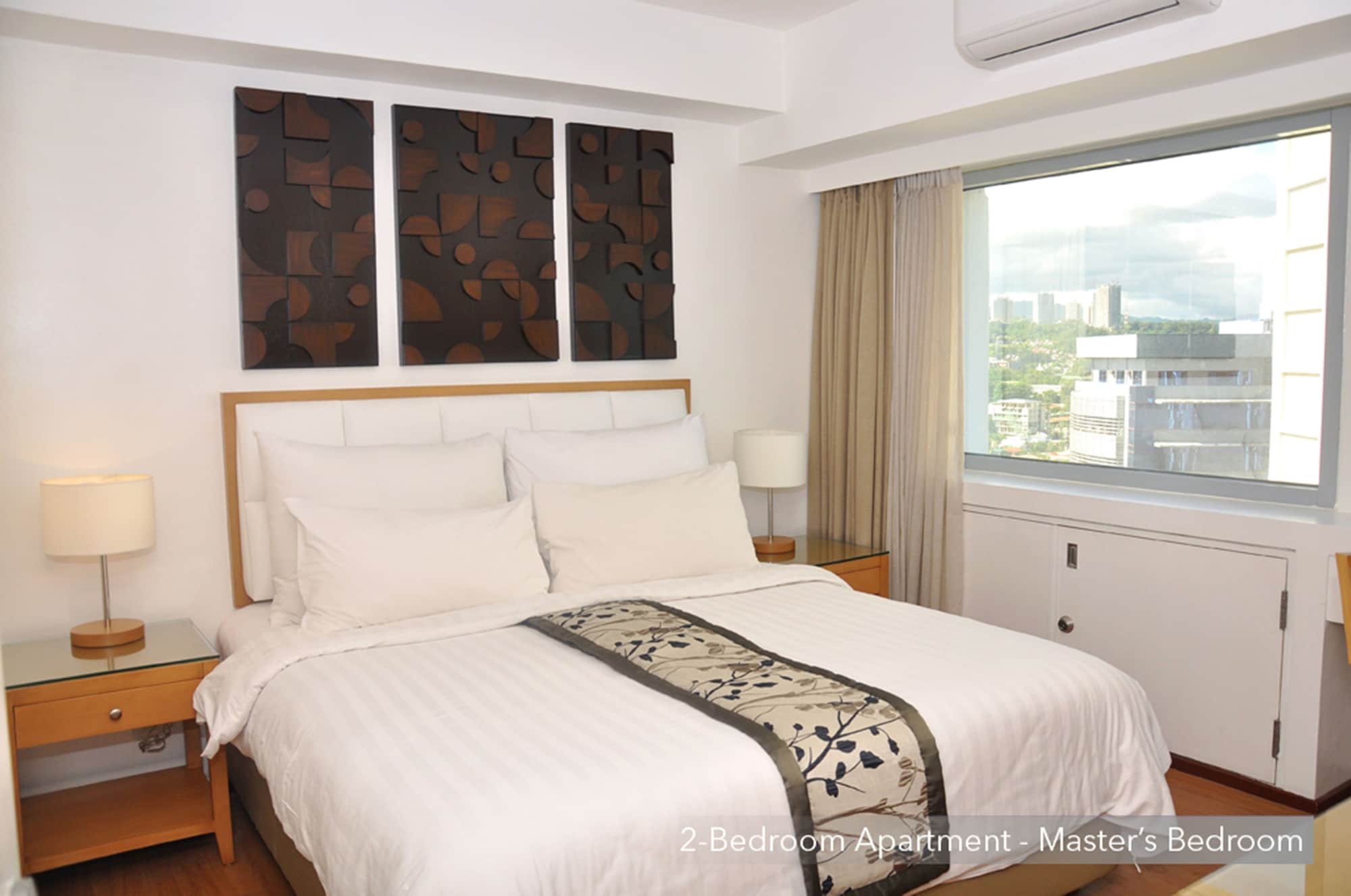 2 Bedrooms, Suite, Single, 1 King and 2 Double Beds، Quest Serviced Residences 3/6