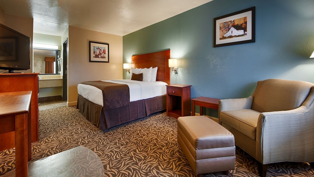 Standard, King Bed, Accessible