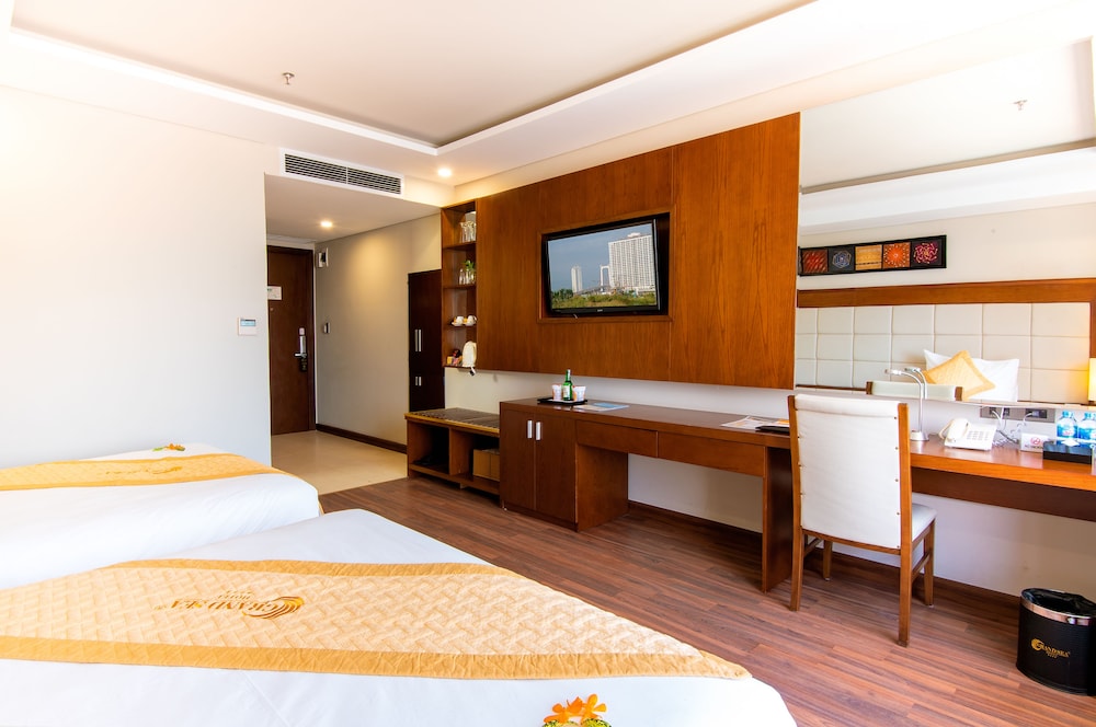 Grand Sea Hotel 28/74