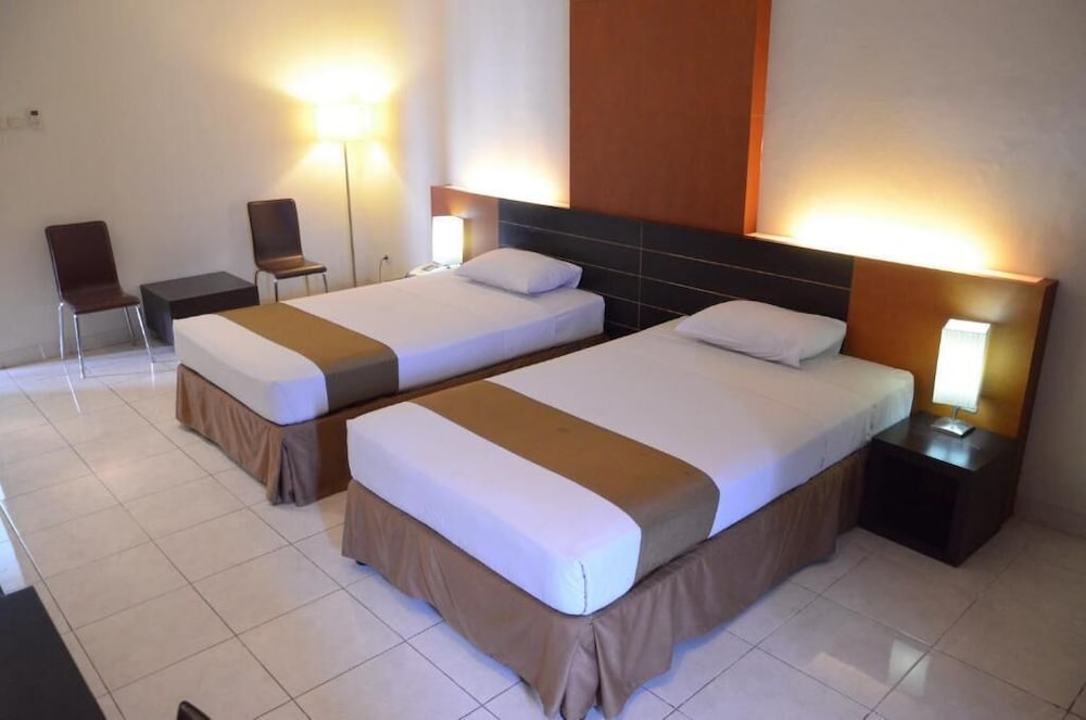 Lpp Convention Hotel Yogyakarta 9/37