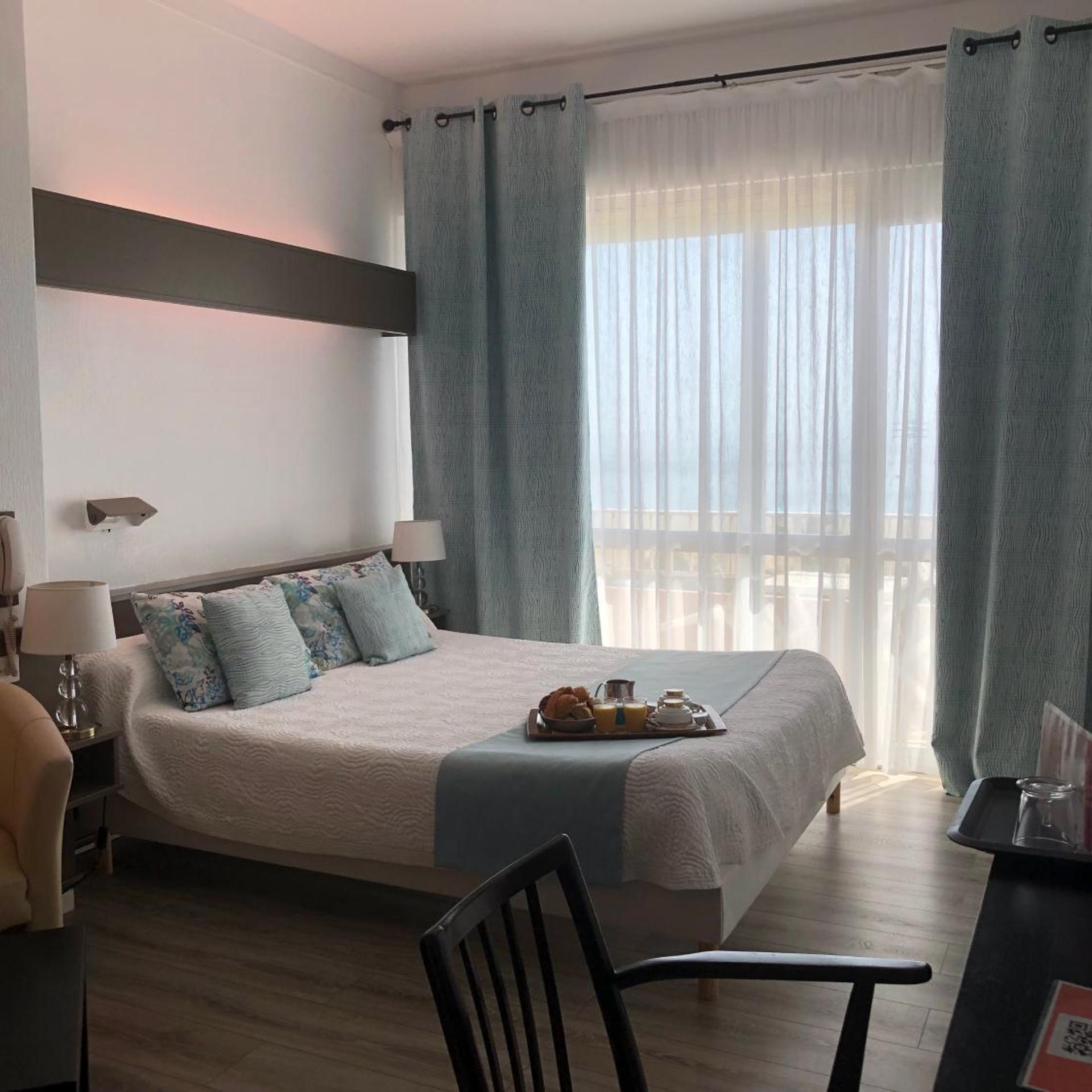 Hôtel Plage Des Pins 8/52