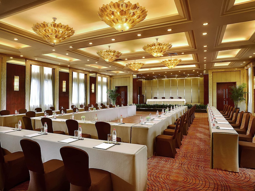 Sofitel Xian On Renmin Square 64/71